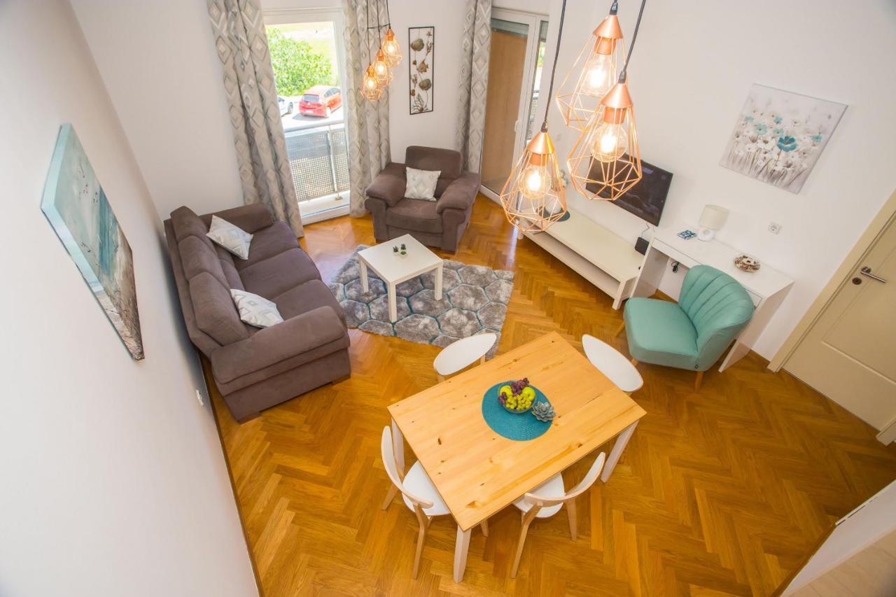 Apartment Dora Near Sea And Center With Private Garage 포레치 외부 사진